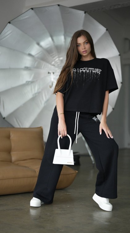 pol_pl_T-SHIRT-DAMSKI-BG-MOOD-CZARNY-11915_2.jpg